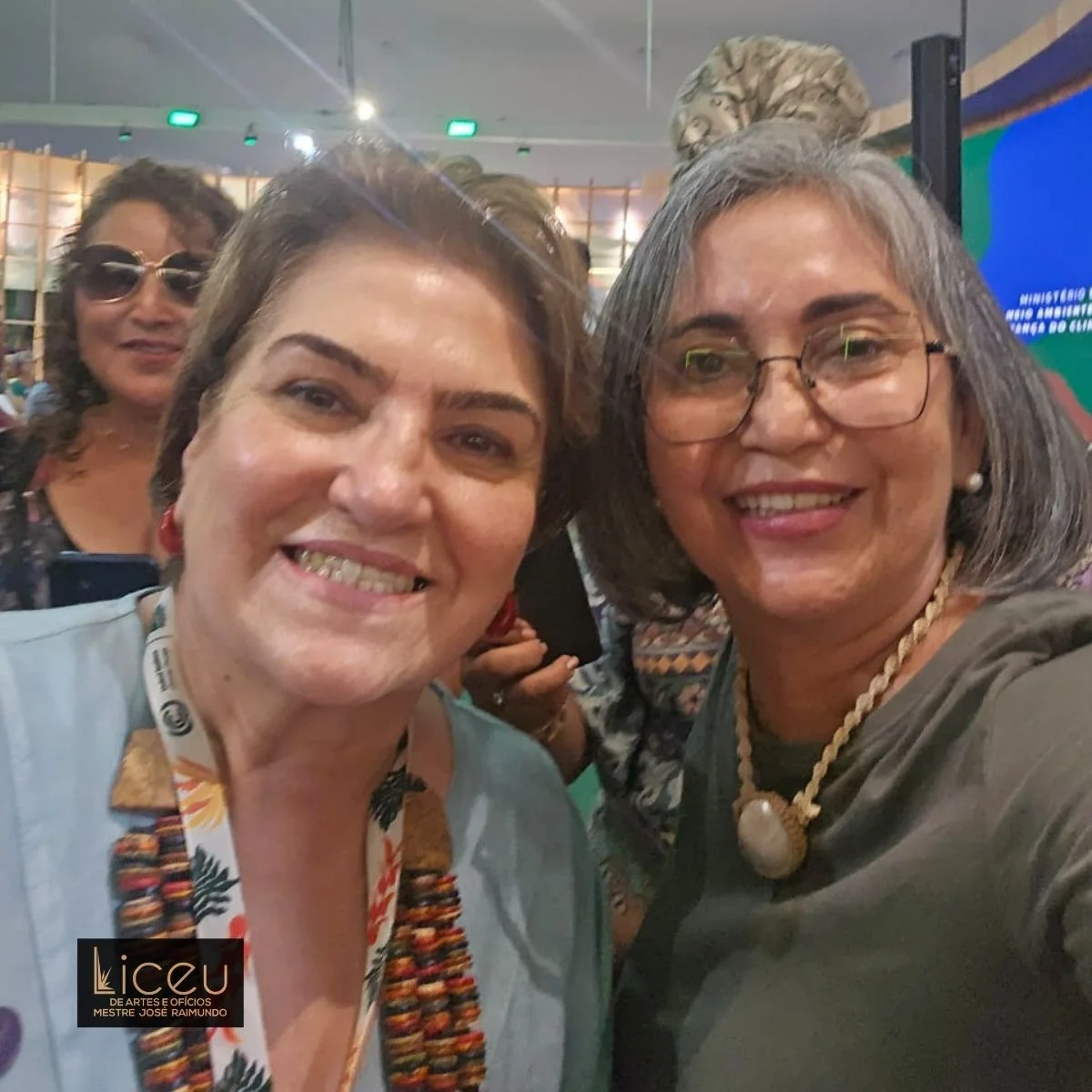 Liceu com Elas (Oficina de Criação de Biojoias no Espaço Liceu)